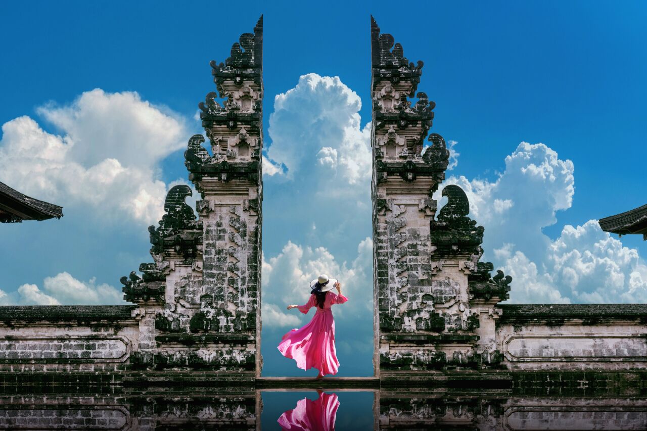 Cennete açılan kapı BALİ !	