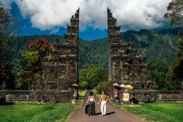 Uçaklı Bali Keşif Tatil Paketi (8 Gün 6 Gece)