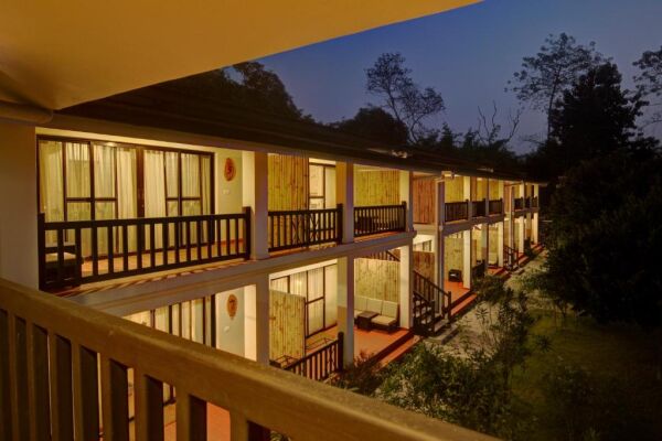 Uçaksız Nepal Lüks Tatil Turu