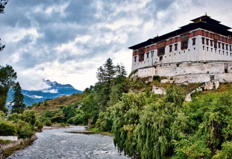 2. GÜN BHUTAN THMPUYA VE ŞEHİR TURU – Keşif Bhutan Turu Kişiye Özel Şoförlü VIP Program