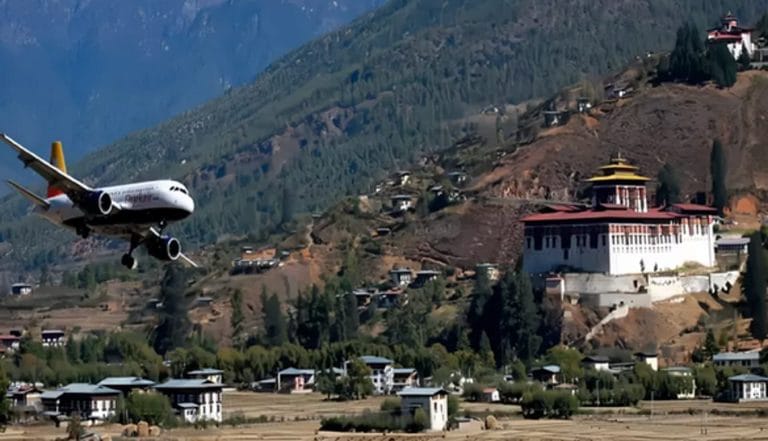 4. GÜN-SIAM NIRAMIT ŞOV – Keşif Bhutan Turu Kişiye Özel Şoförlü VIP Program