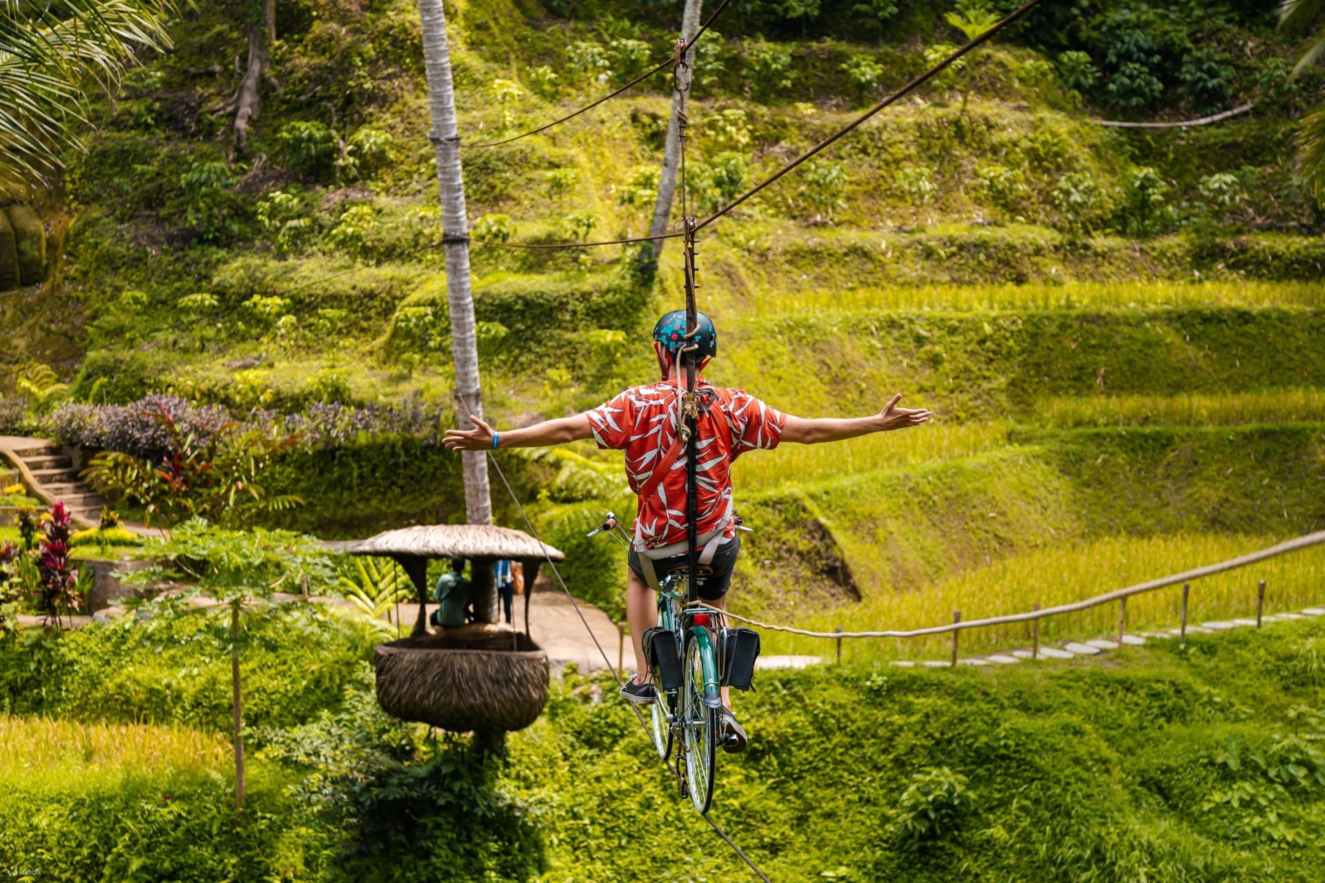 Fantastik Balayı Paketi Netflix Ödüllü Bambu Vi̇lla Konaklamali