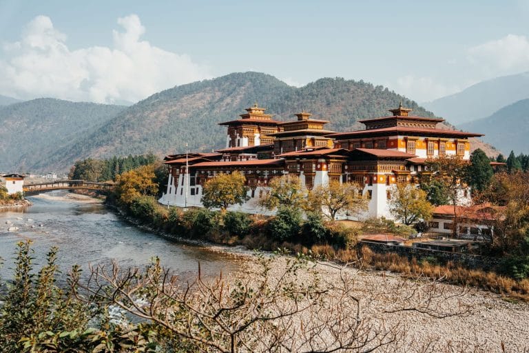 Lüks Bhutan Turu Kişiye Özel Şoförlü VIP Program