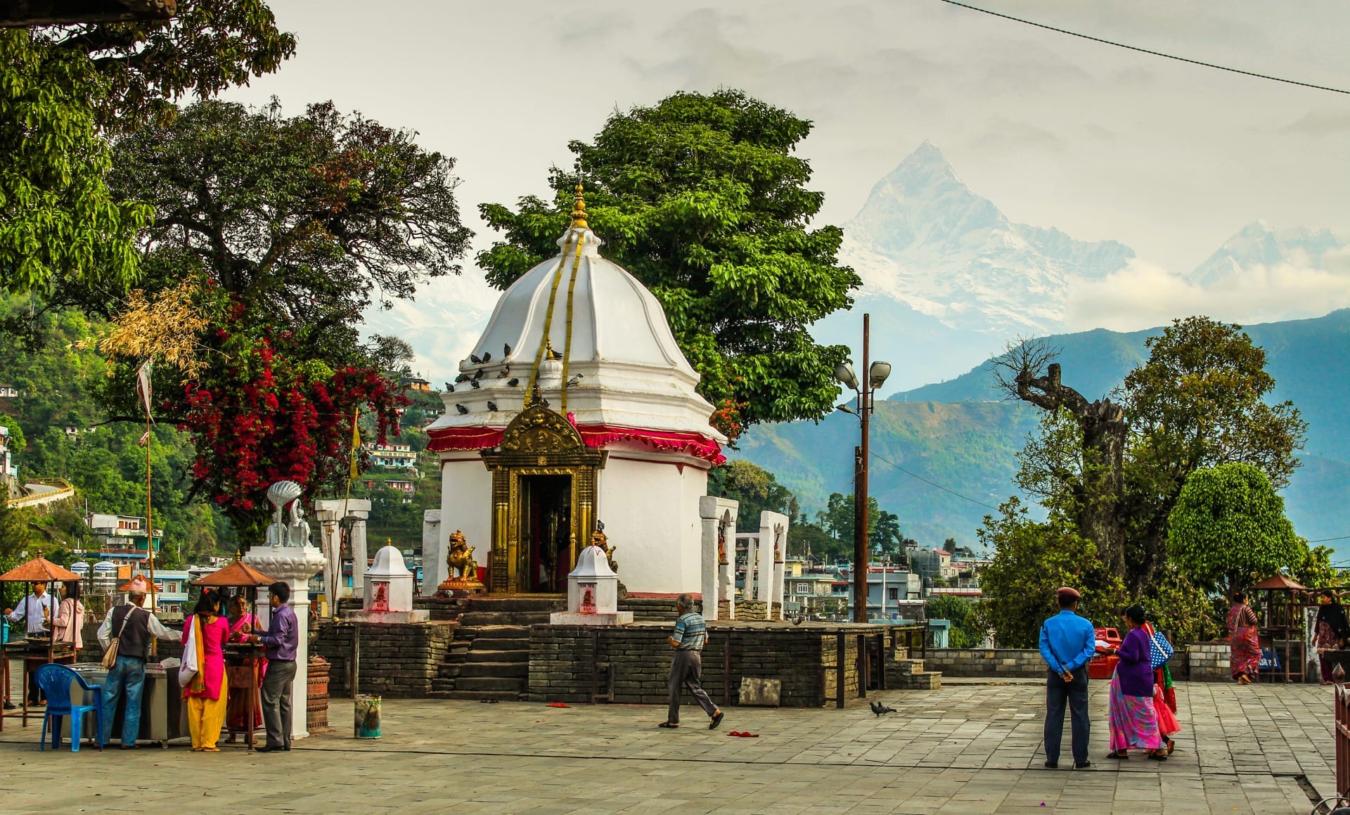 Nepal – 5 Yıldızlı Otel&Uçaklı Ki̇şi̇ye Özel Şoförlü Vi̇p Program
