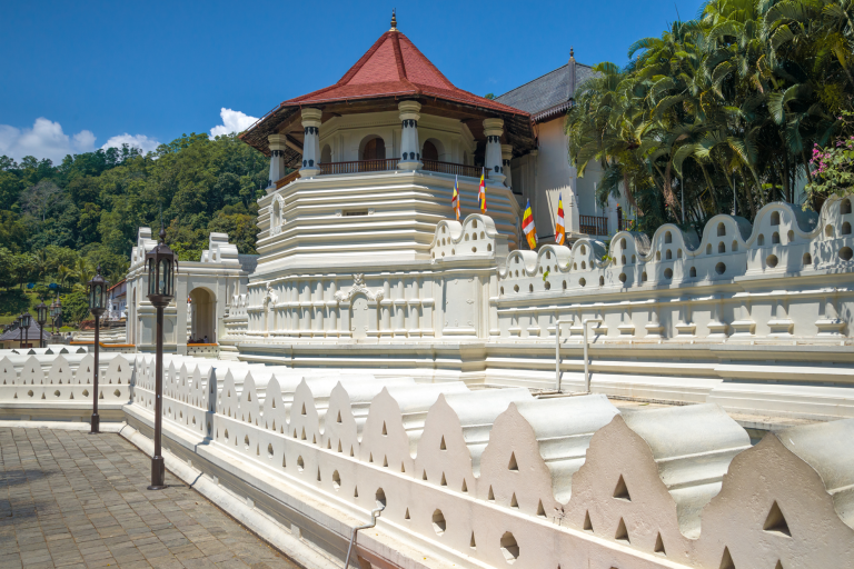 Kandy Kutsal Diş Tapınağı