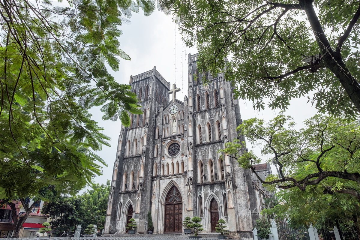 Lüx VIP Vietnam Turu - Hanoi St Joseph - Hayta Yollarda