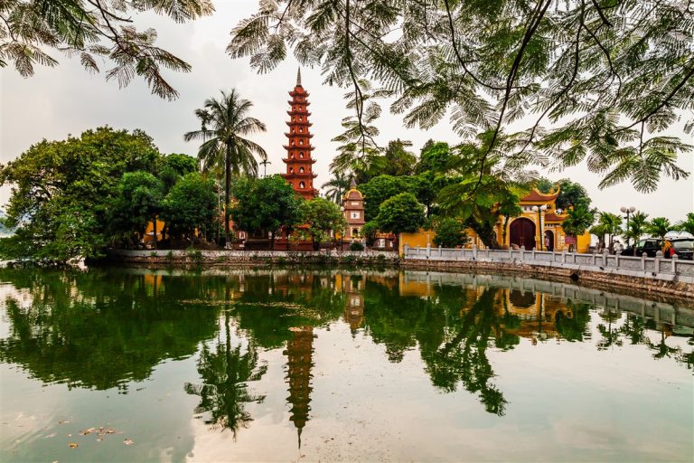 Lüx VIP Vietnam Turu - Tran Quoc Pagoda - Hayta Yollarda