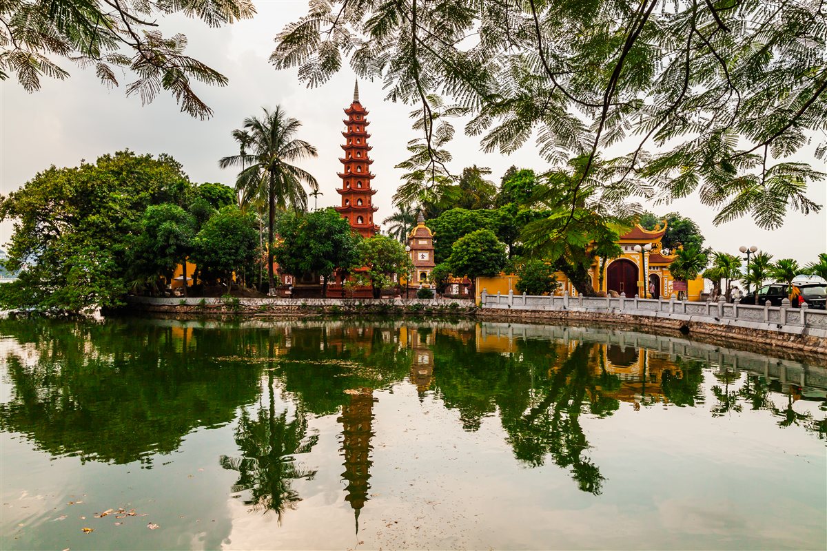 Lüx VIP Vietnam Turu - Tran Quoc Pagoda - Hayta Yollarda