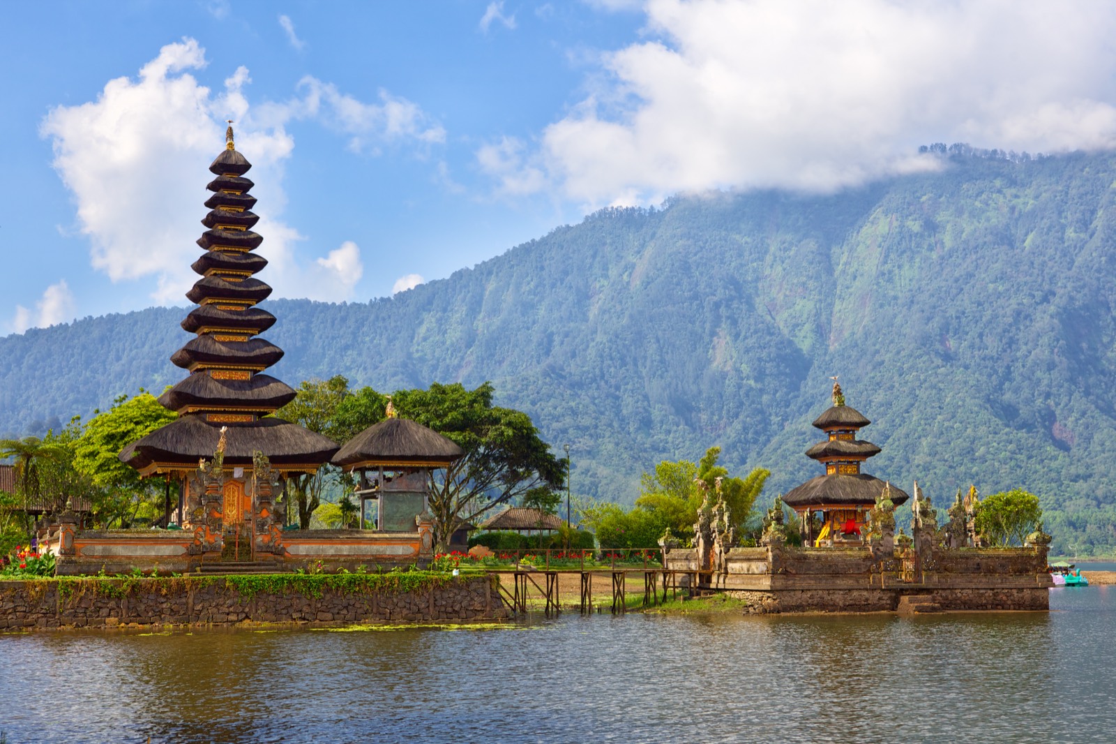 Ulun Danu Bratan Tapınağı
