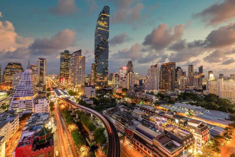 THY ile Phuket Bangkok Turu 7 Gün 6 Gece 17-23 Mayıs 2027