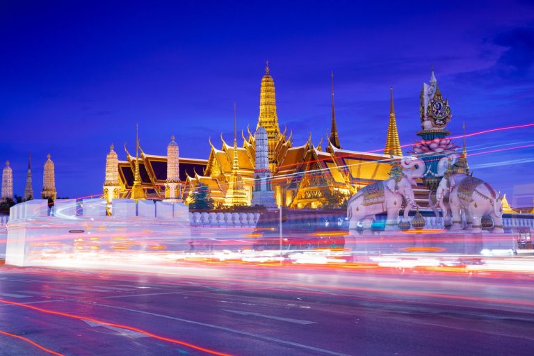 THY ile Phuket Bangkok Turu 7 Gün 6 Gece 17-23 Mayıs 2027